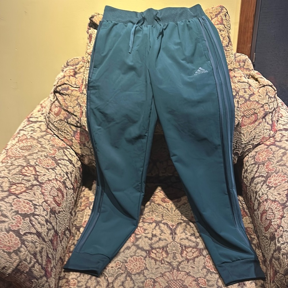 Adidas  Women's pants size small